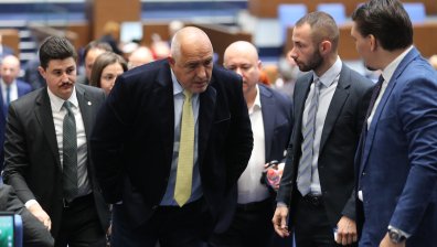 Висока ефективност в скандалите и нулева в работата на депутатите