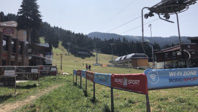 Марияна Николова инспектира спазването на мерките в Боровец