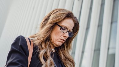 Двойната брадичка: Причини и начини да се отървем от нея