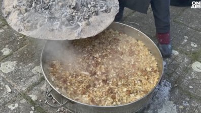 Мъдречани разкриха как се приготвя най-вкусният кебап под връшник в света