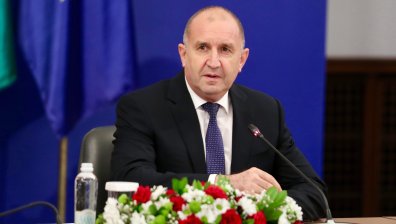 Радев: Независимостта е за достойните и изисква отговорност и ежедневни дела