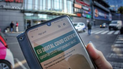 Обмислят да официализират сертификатите за антитела