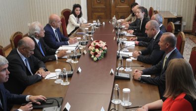 Гръцките изпълнители при Радев: България ни е приоритет при доставките на газ