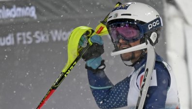 Исторически успех за Алберт Попов - завърши 17-ти в гигантския слалом в Пекин