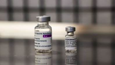 Имунизират цялото правителство на Кипър с AstraZeneca