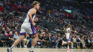 Везенков е под въпрос за мачовете на "Сакраменто", има контузия на глезен