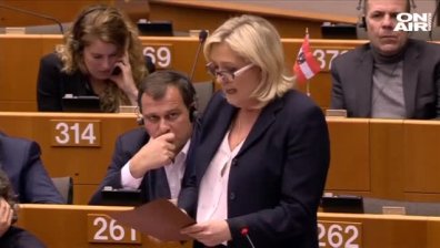 Марин льо Пен остана без имунитет