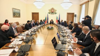 Кабинетът "Петков" прие новата структура на МС, започва работа по същество