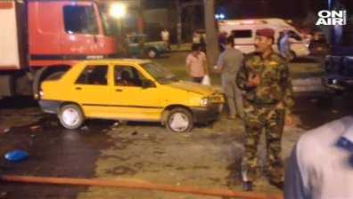 Атентат с кола-бомба в Багдад уби най-малко 13 души