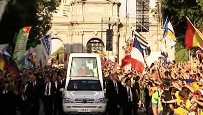 Ранени и арестувани при протестите срещу визитата на Папата в Испания (видео)