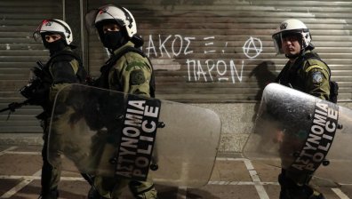 Опасения от терористични атаки в Гърция след бомбените удари в Иран