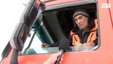Гърция затвори границата си за камиони, изви се опашка&nbsp;