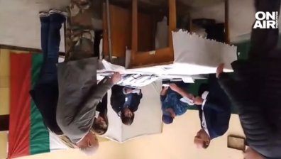 Избори наобратно: Какво заснеха камерите при броенето на бюлетини