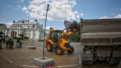 Столичната община отрече пред Новините ON AIR обвиненията за жълтите павета