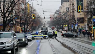 МВР съставя актове на шофьорите на колите, блокирали движението в София