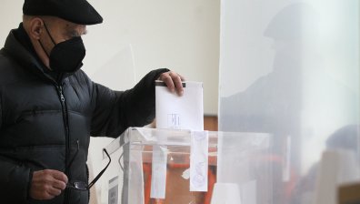 Опашки от гласуващи и в Пловдив, няма сериозни нарушения