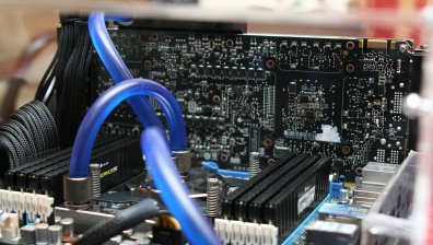 ГДБОП атакува и буквално закри кабеларка в Пловдив