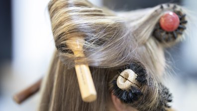 Какви грешки допускаме при разресването на косата?