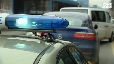 Поредна смърт на пътя: Лек автомобил челно в ТИР
