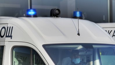 Дете на 3 г. падна от 4 етаж на блок в Сливен