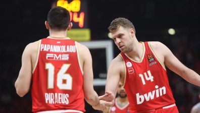 Александър Везенков и "Олимпиакос" се справиха и с "Партизан"