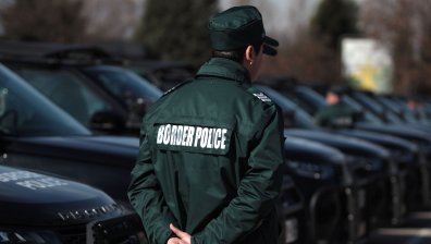 МВР снабдява граничарите с последна дума на техниката и се чисти от "гнилите ябълки"