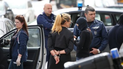 Иванчева умишлено бавела административни услуги