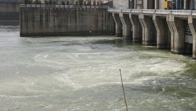 Язовирна стена се пропука в Китай, пробивът е 226 м, евакуират 6 000 души