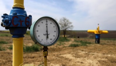 България не е прекратила договора си с "Газпром", но няма да плащаме в рубли