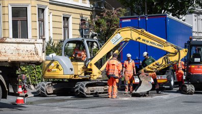 Извадиха млада румънка от рухналата сграда в Германия, българинът остава в неизвестност