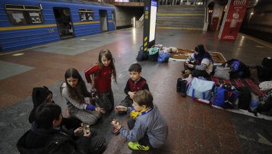 Украйна: Русия е депортирала принудително над 210 хил. деца 