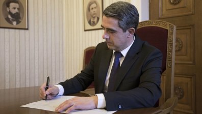 Плевнелиев подкрепи Петиция за изучаване на тоталитарните режими през ХХ век