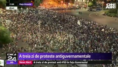 Еврокомисар призова: Румъния да преразгледа спорните си закони!