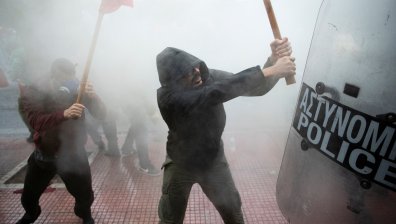 Фен на "Ботев" (Пд) загина след бой с гръцки ултраси в Солун