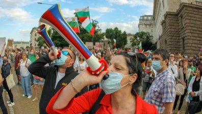 Шести пореден ден протест срещу властта и главния прокурор