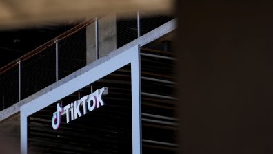 TikTok отнася &euro;500 млн. глоба от ЕС за изпращане на лични данни в Китай