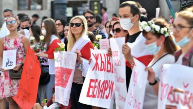 Десетки задържани на протестите срещу Лукашенко в Минкс
