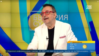 Моден експерт: Неподражаемият стил на обличане на кралицата изпращаше послания