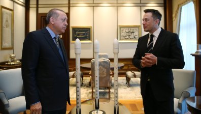 Ердоган кани Мъск да строи завод на Tesla в Турция