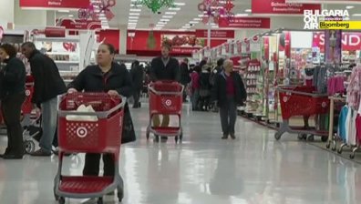 Повечето американци виждат края на кризата през 2017 г., показва проучване на CNN