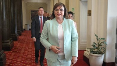 Нинова: Задкулисие и мафия се обединиха, за да свалят този кабинет