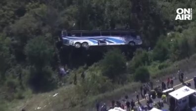 Двама загинали и десетки ранени деца след автобусна катастрофа в САЩ