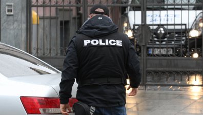 Задържаха мъж за разпространение на порнографски материали с непълнолетни