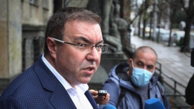 Ангелов: Може да избирате между Pfizer или Moderna, ако не искате втора доза от AstraZeneca