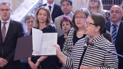 И 17-те, които пращаме в ЕП, обещаха: Ще работят за българските граждани