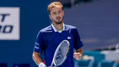 Шок за Медведев: "Уимбълдън" забрани участието на тенисисти от Русия и Беларус