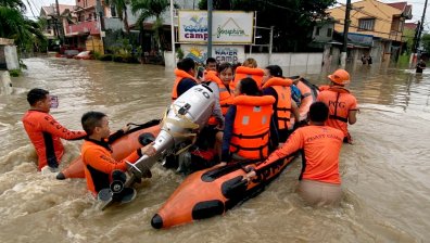 Бурята "Налгае" взе 155 жертви във Филипините, 34 души се издирват