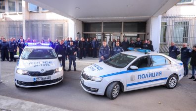 С едноминутно мълчание служители на МВР почетоха загиналия граничен полицай