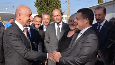 Ето как ще съкратят опашките по границата с Турция, обсъдиха и нова жп линия