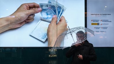 Протести в Турция заради срива на лирата, искат оставка на правителството